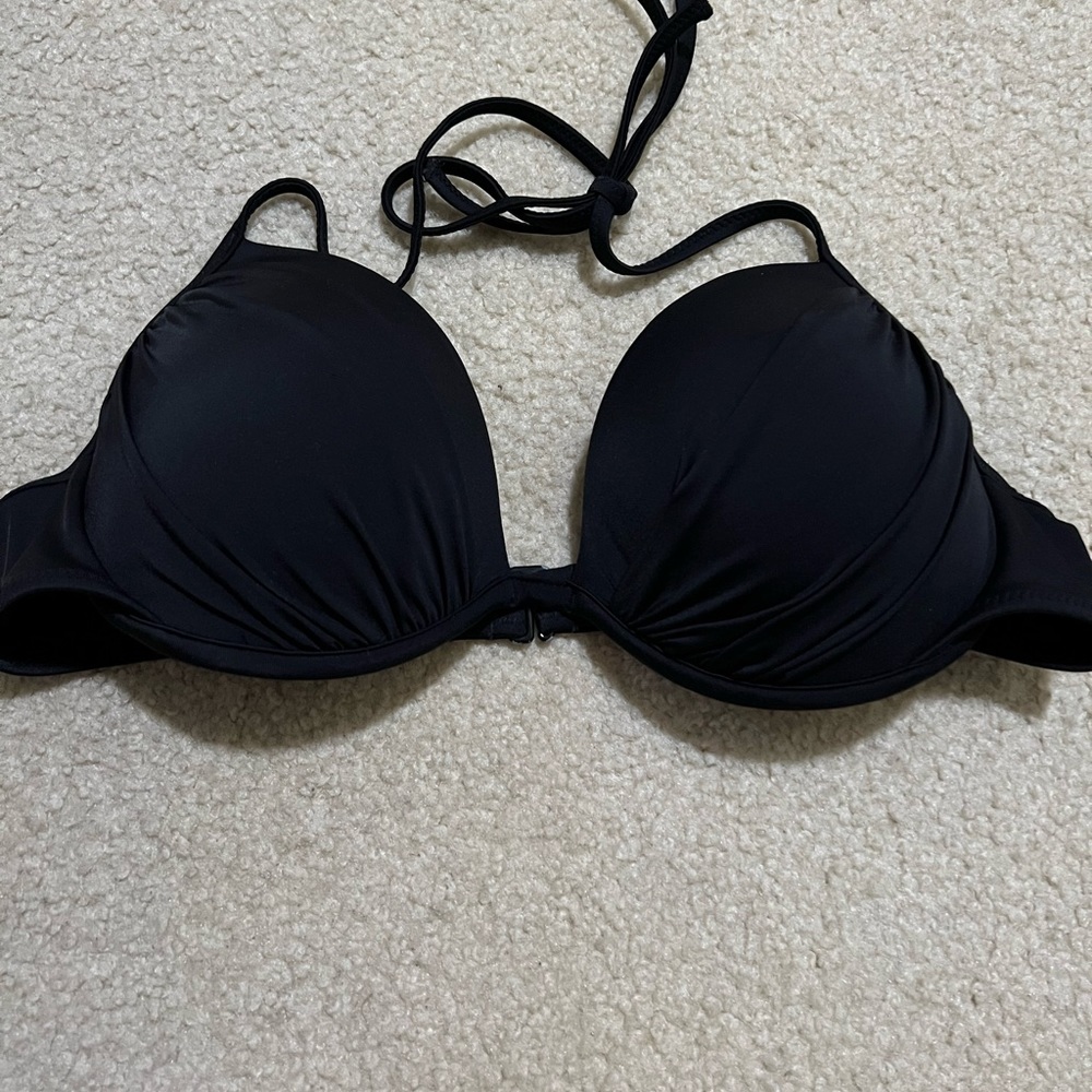 Black bikini top